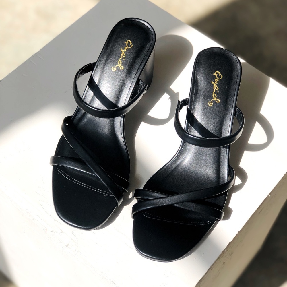 Khloe Strappy Heels Size 10